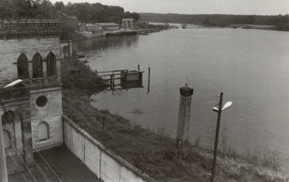 04B1_Foto-6_GR_44_Fotodok_PotsdMuseum_Meierei-Hafen
