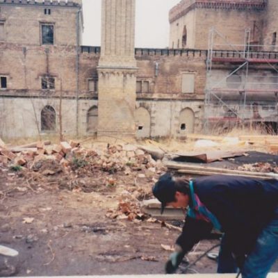 Abriss der Mauer nördlich der Meierei in den 1990er Jahren - Fotos: Privatbesitz