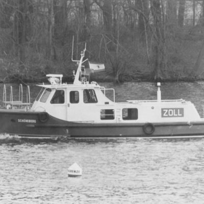 Zu den Aufgaben der Bootskompanie gehörte auch die Beobachtung und Dokumentation von Westberliner und Alliierten Polizei- und Zollbooten (1983) - Foto: Privatbesitz